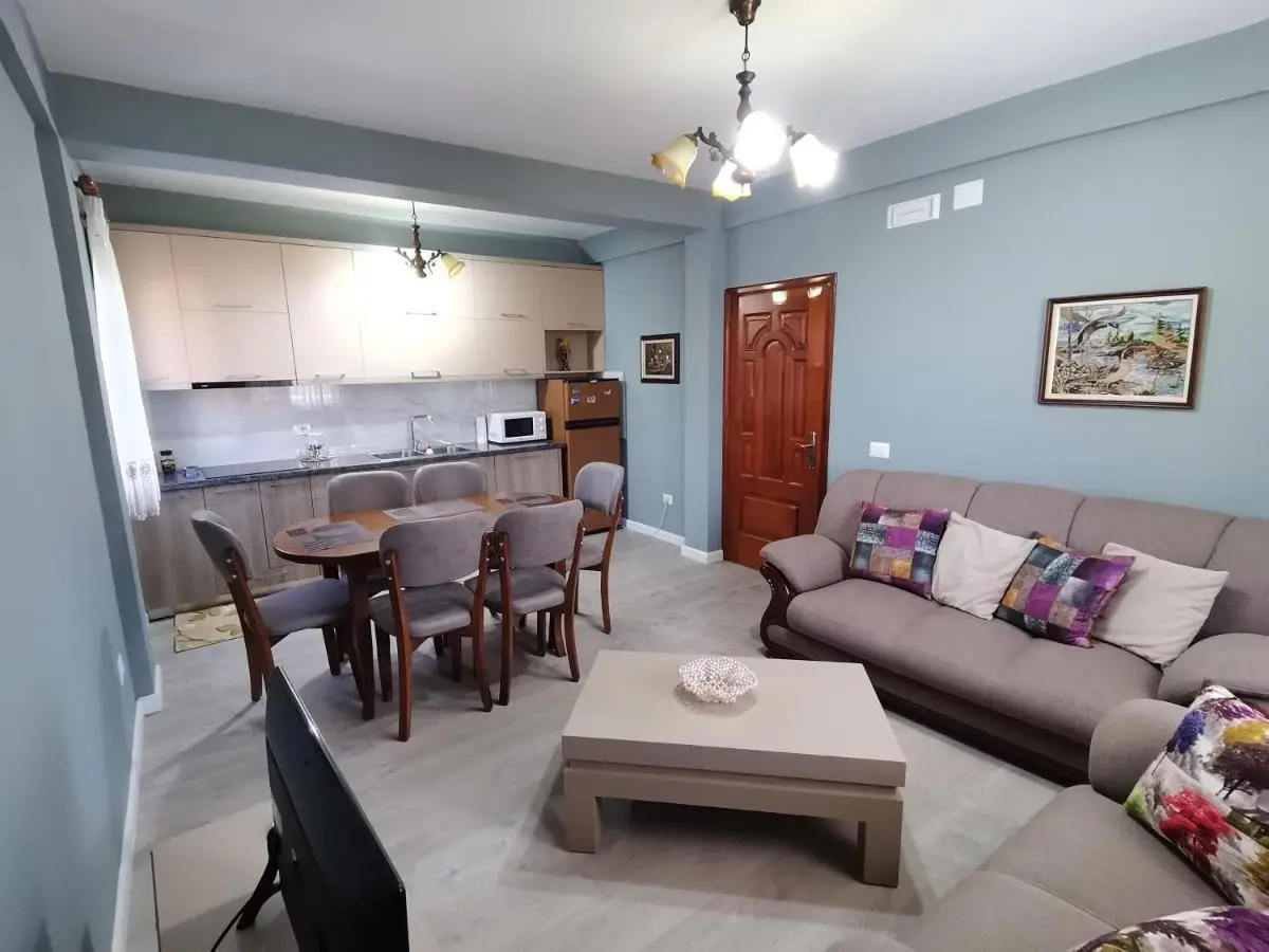 Leatis Apartment