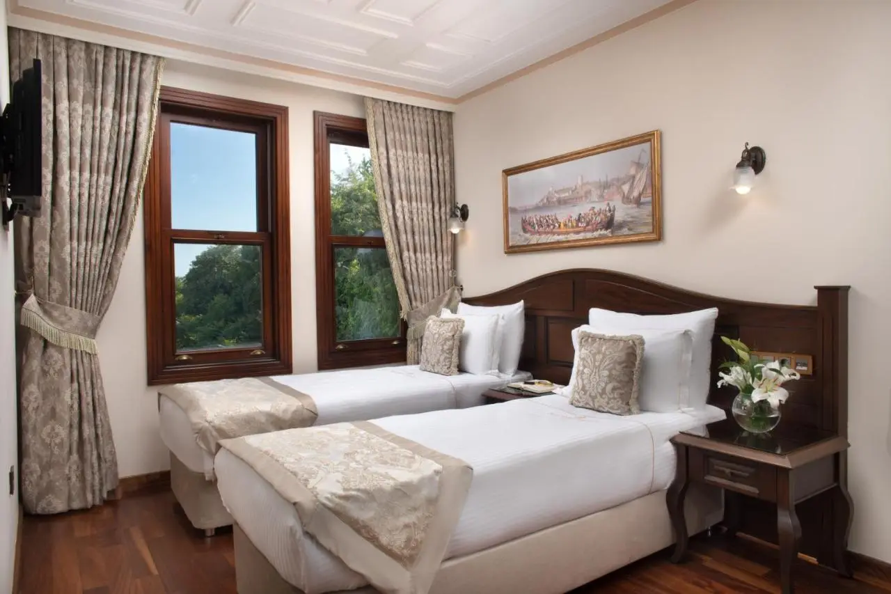 Bender Hotel - Old City