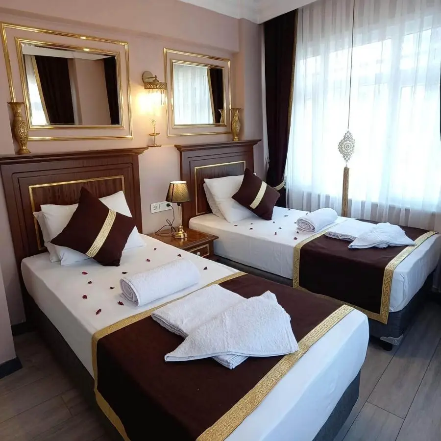 Emirhan Guesthouse & Suites