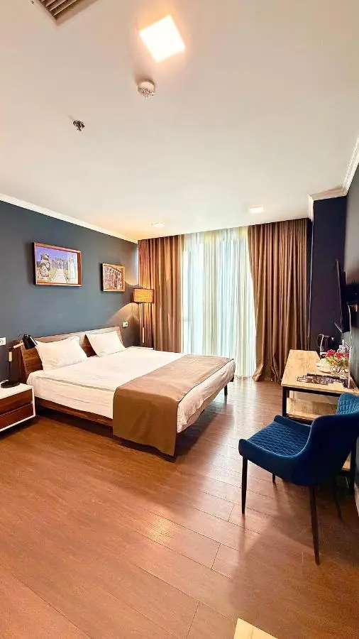 Bricks Hotel