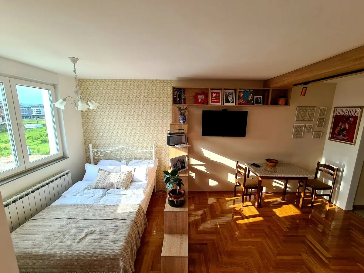 Lilly Dream Home APR Back to 60s and 70s Sarajevo