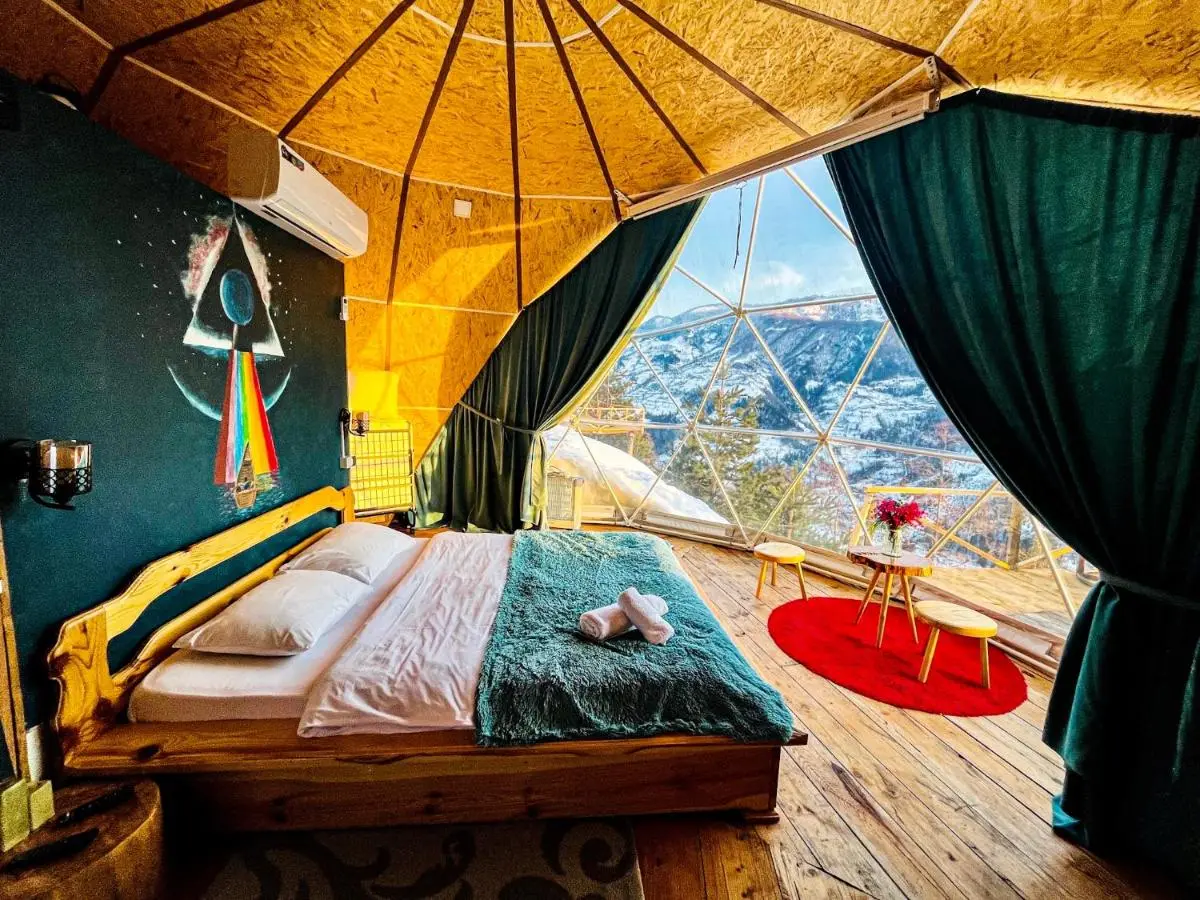 Paradise Inn