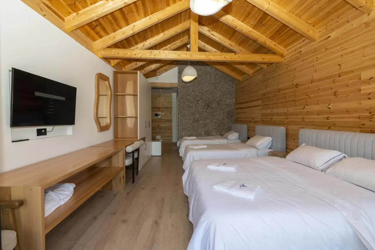 Hotel 5 Stinet