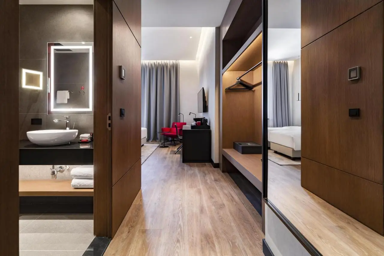 Radisson RED Tbilisi