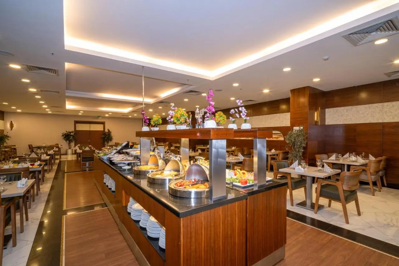 Grand S Hotel