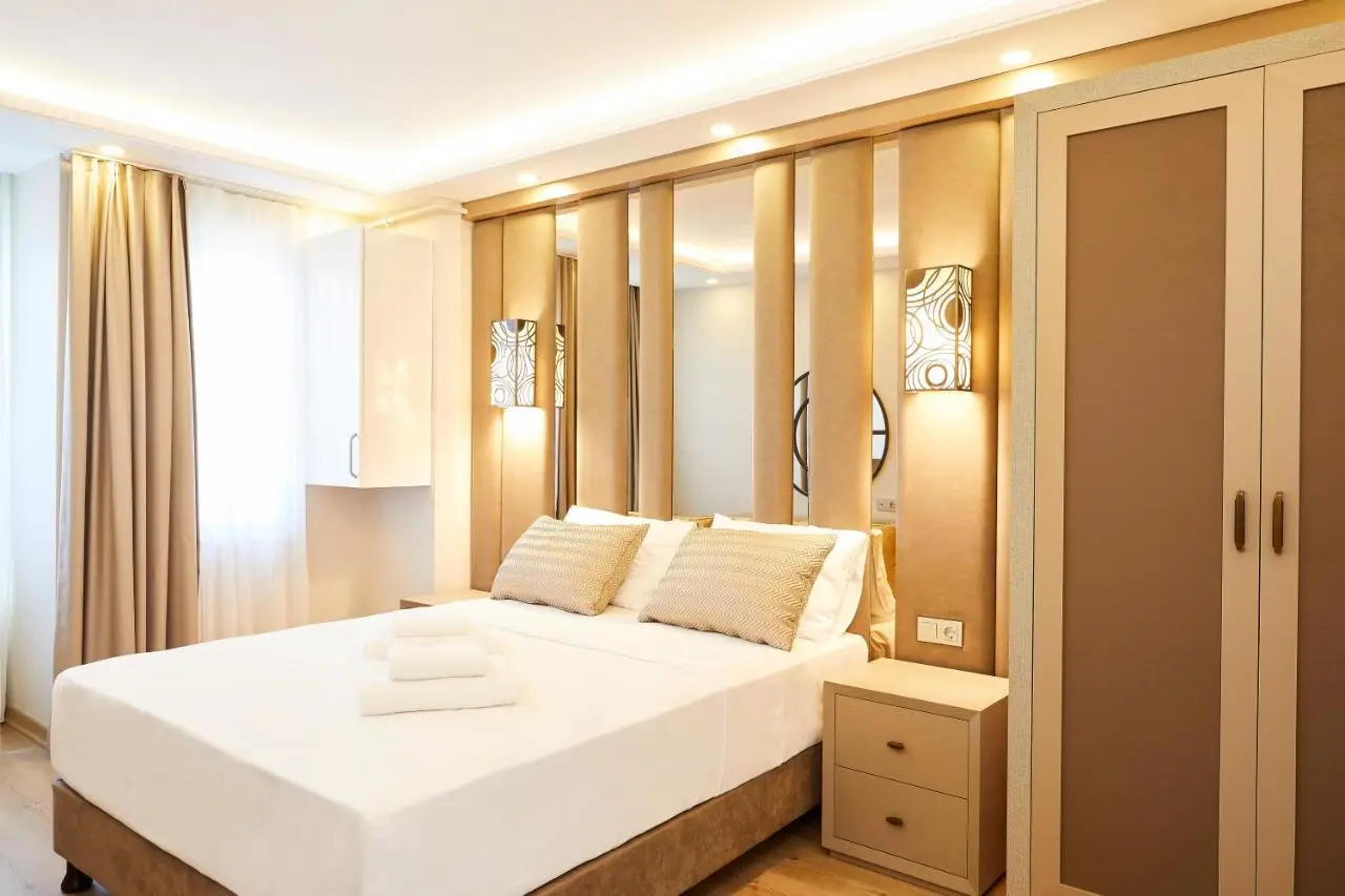 All Seasons Suites