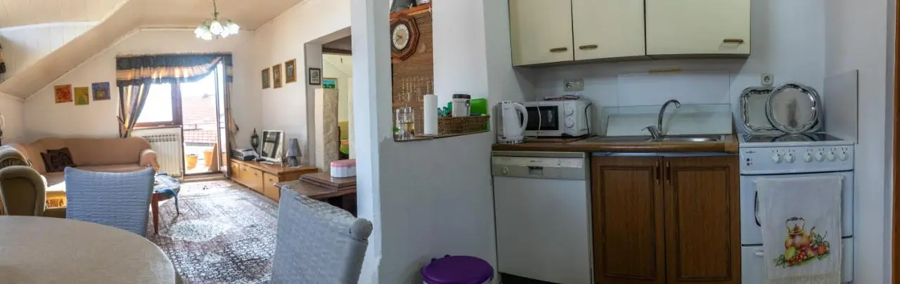 Guest House Fena
