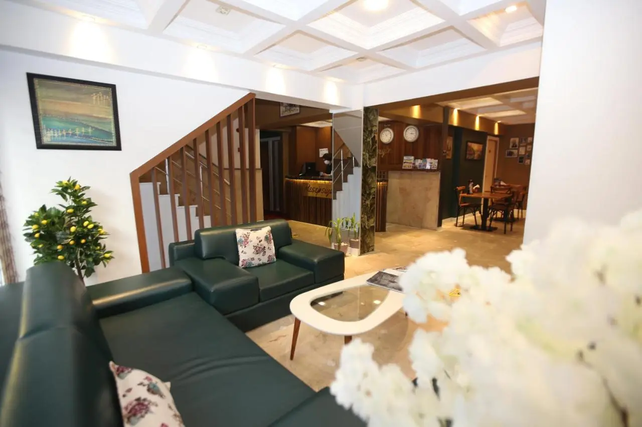 Senyor Garden Hotel