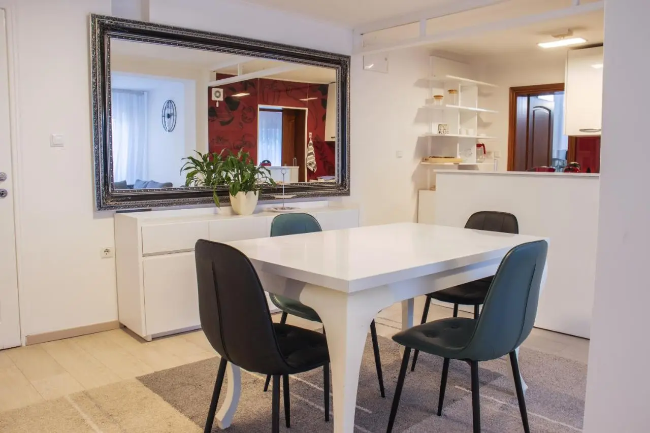 The Sarajevo Quarter - Peaceful Garden Stay in the Old City