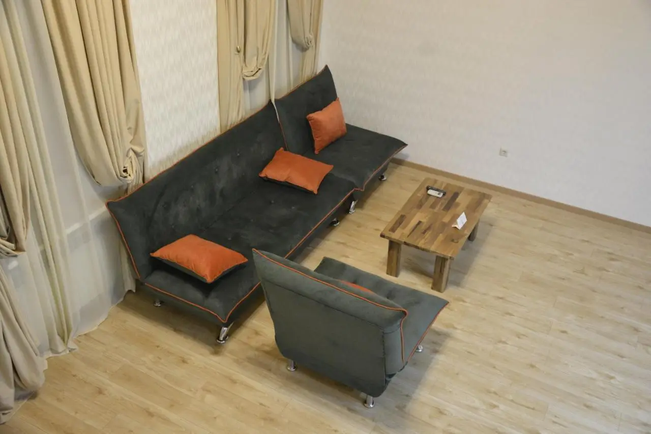 Tovstonogovi Street Apartment