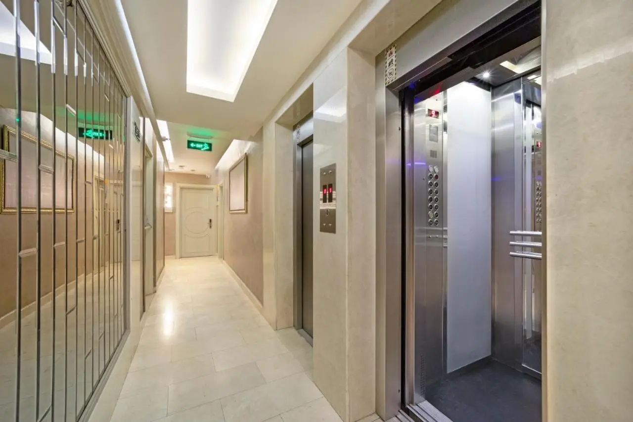 Taksim Galataport FRZ Burak Hotel