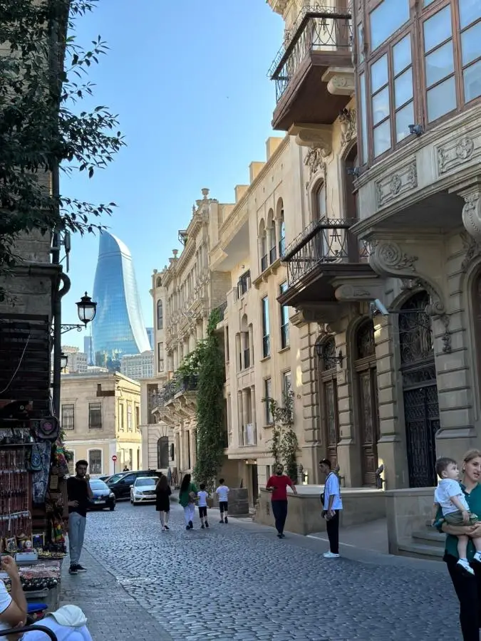 Etnic apartment near Maiden tower center of Baku