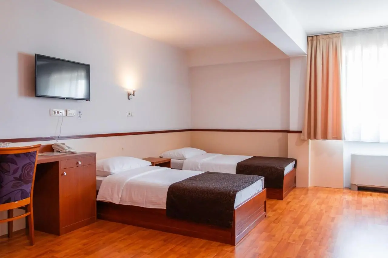 Hotel Saraj
