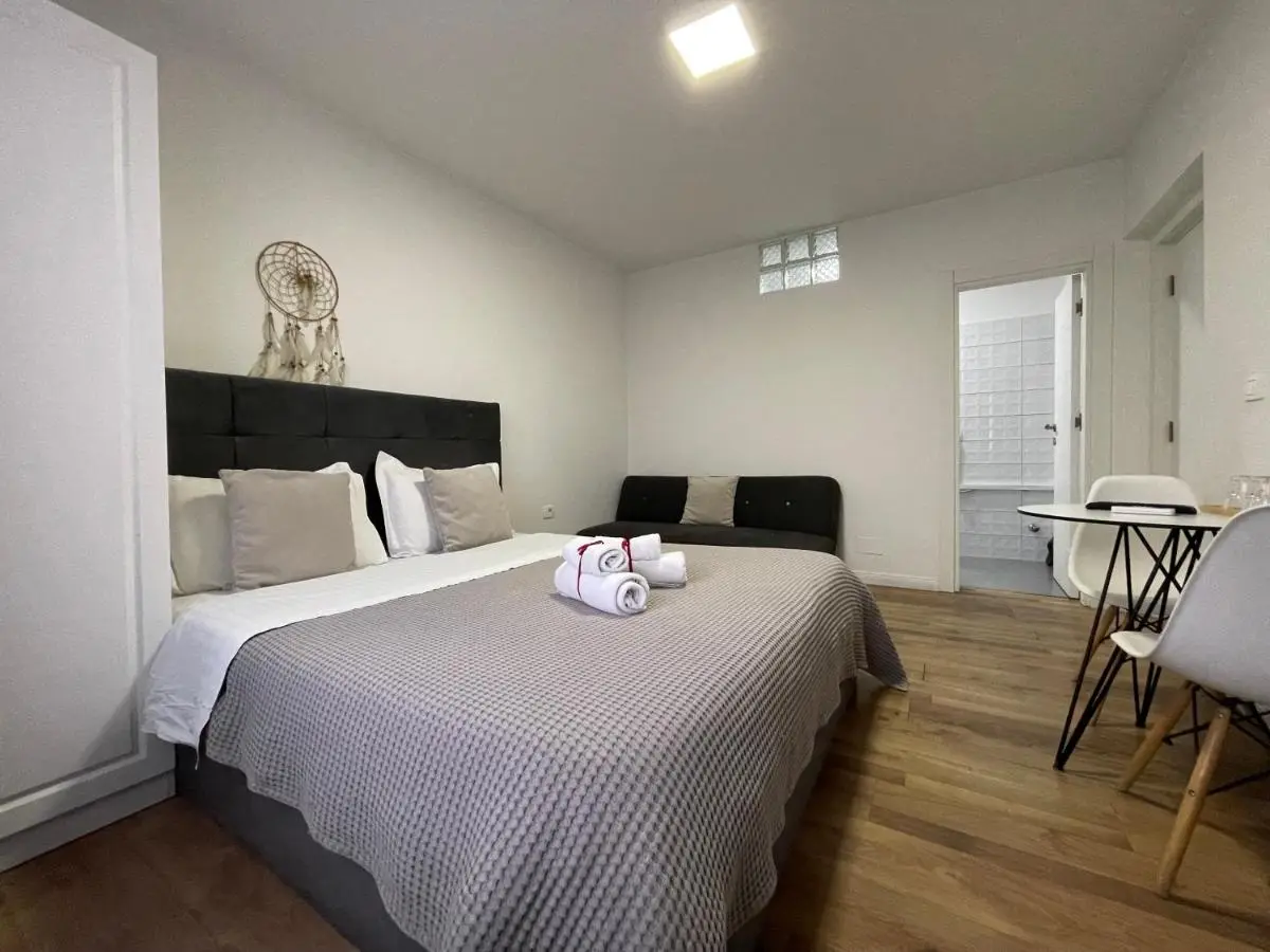 Central Studio Apartments