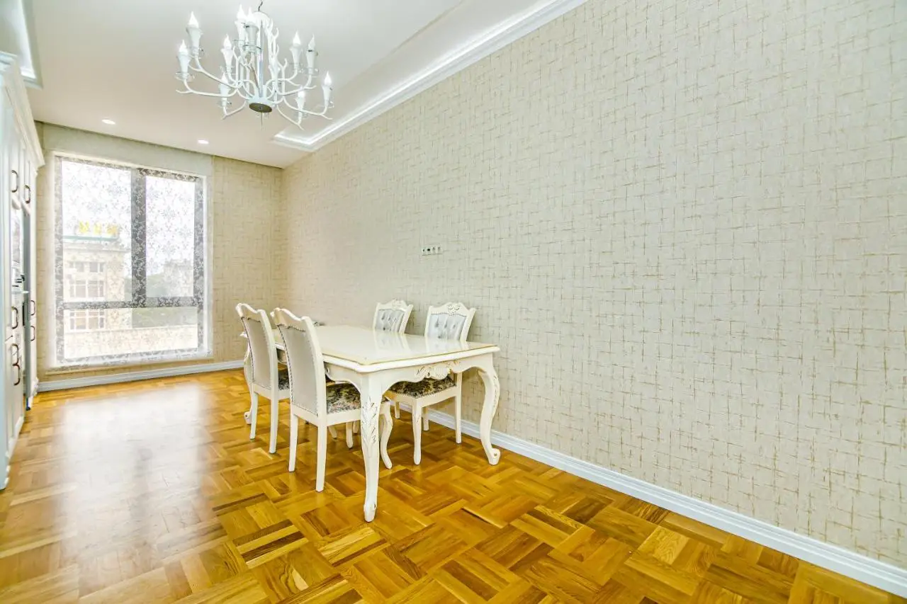 City Centre apartment on Nizami