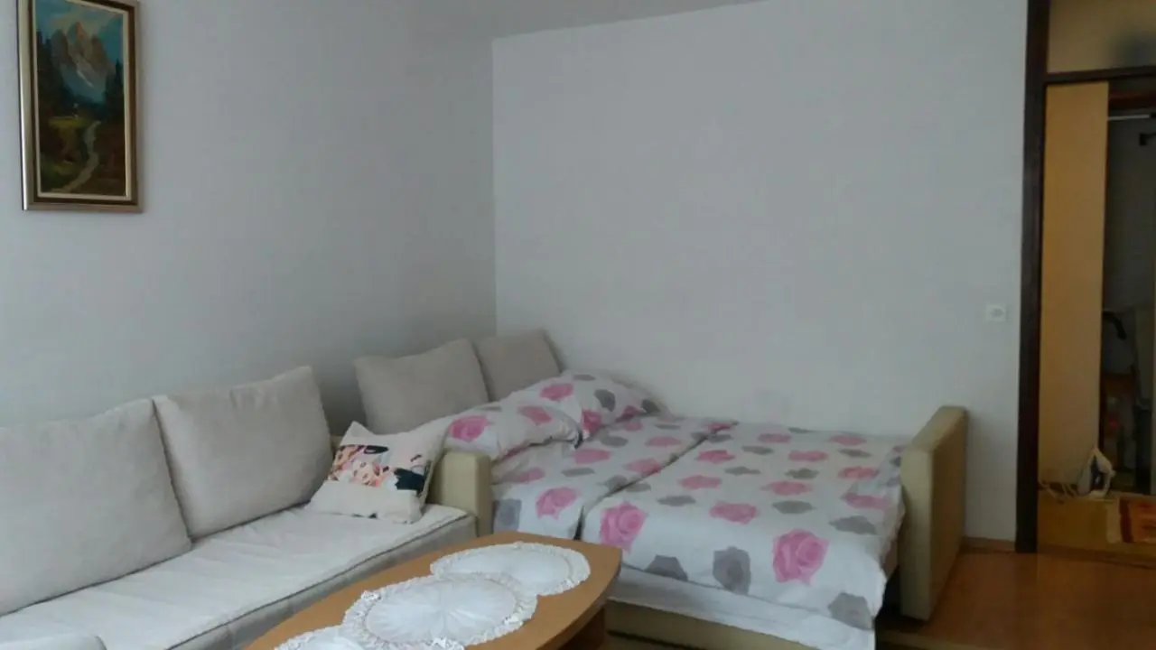 GALBY - Dobrinja - 1km from the airport