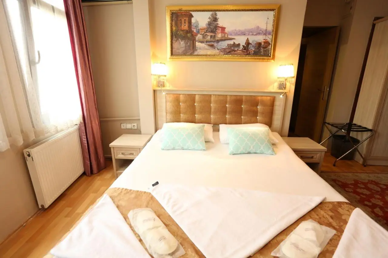 Tashkonak Studio Suites