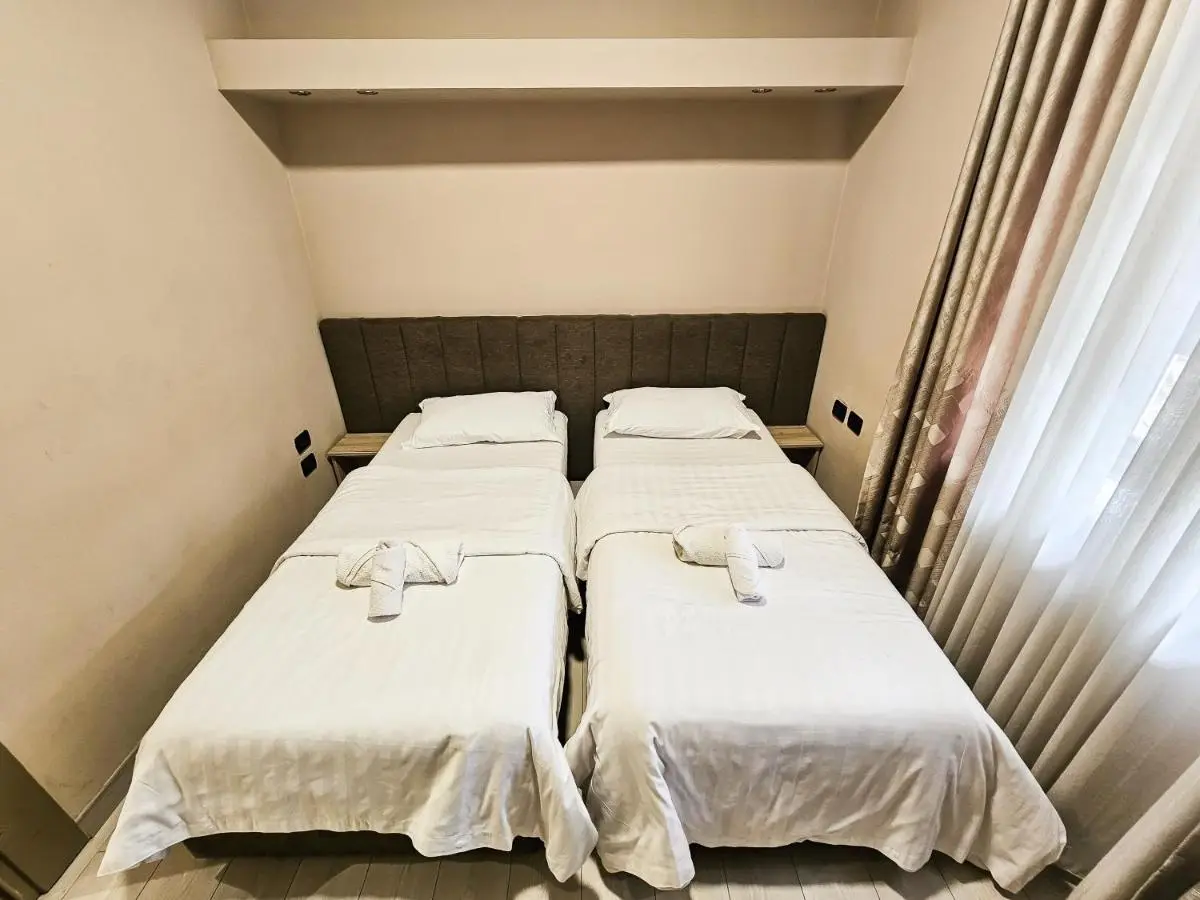 Sunflower Twin room