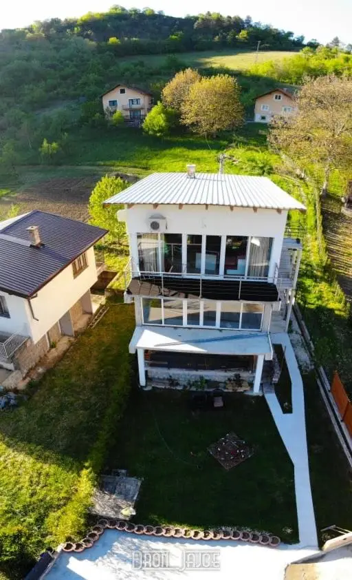 Royal Town Luxury with Panoramic View Wake up to breathtaking lake views and pure tranquility