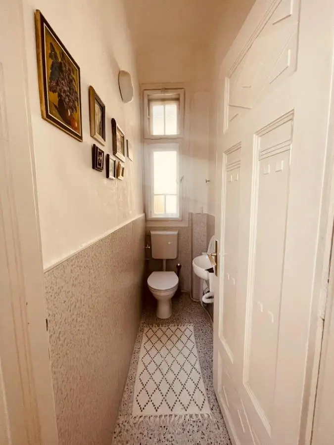 The Best Location 130 m2 salon apartment