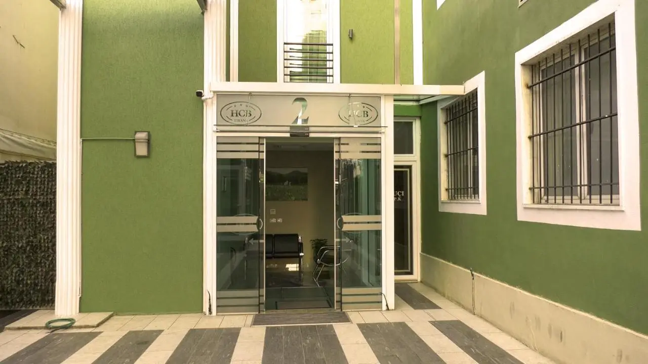 Capital Tirana Hotel Bruçi