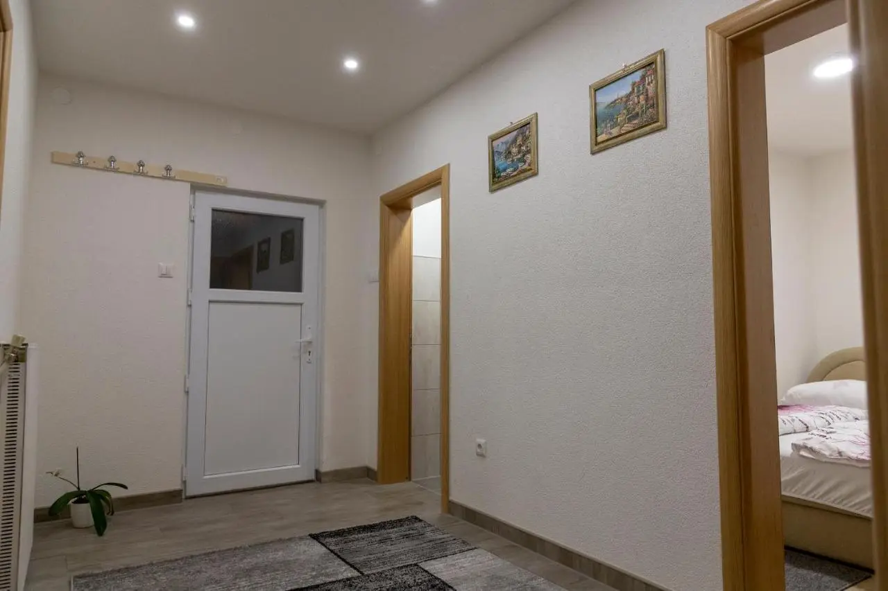 Apartments Aqua Resa