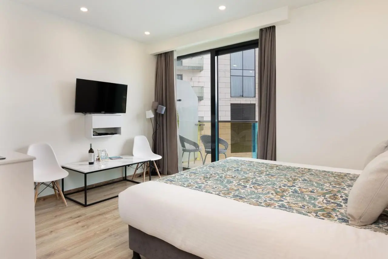 Bellevue Residence Suites