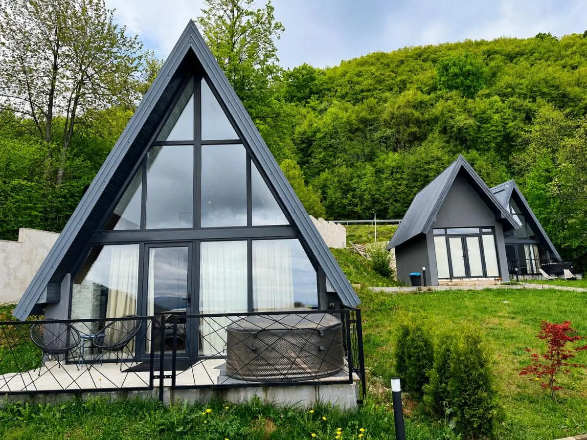 Klek 77 Luxury Chalets near Jahorina