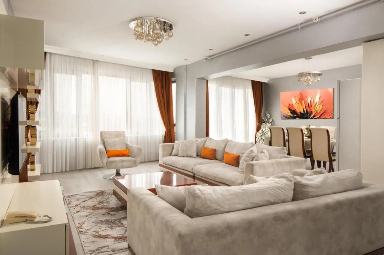 Golf Royal Residence