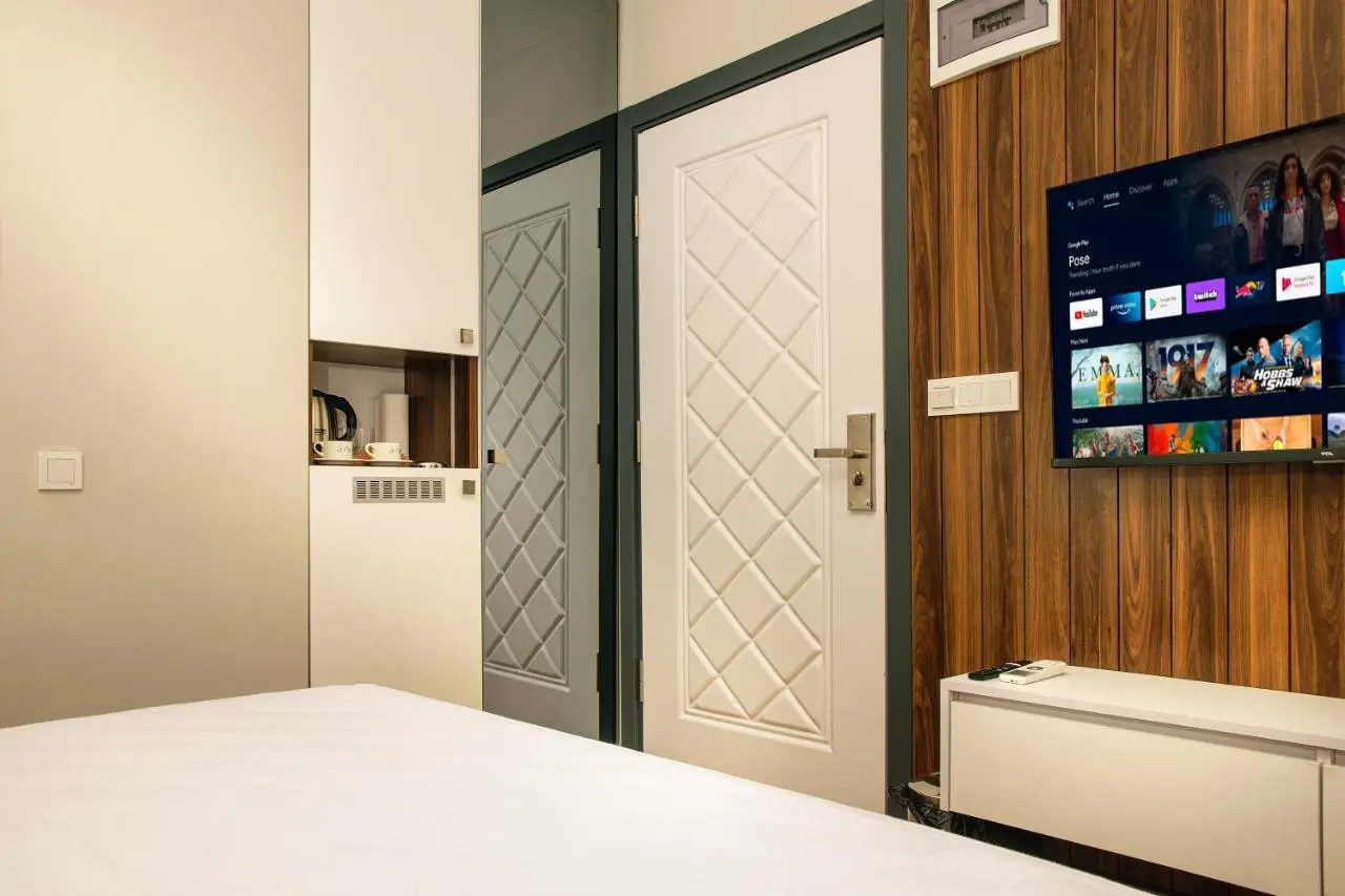 La Mia Suites