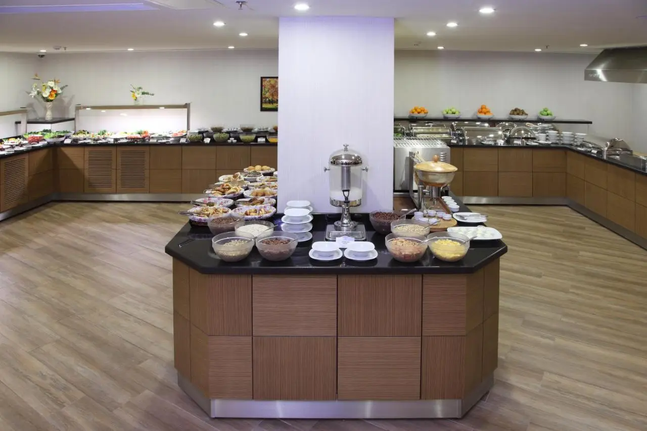 Hotel Senbayrak City