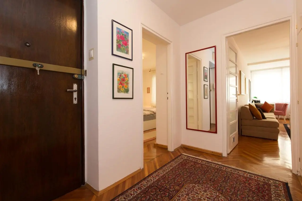 Apartment Gloria