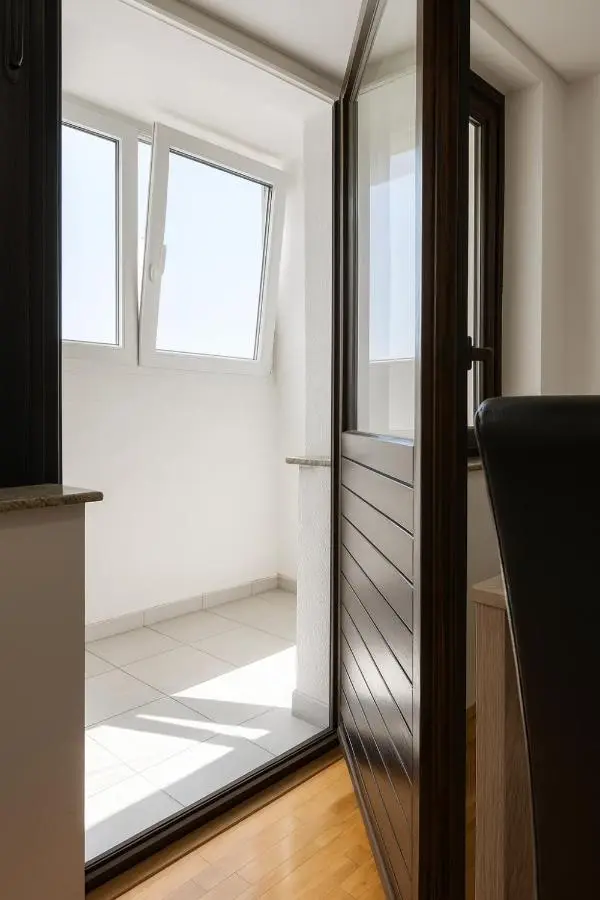 Green Riverside Apartment