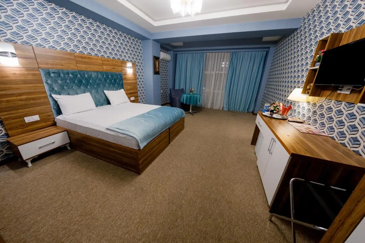 Royal Sapphire Hotel
