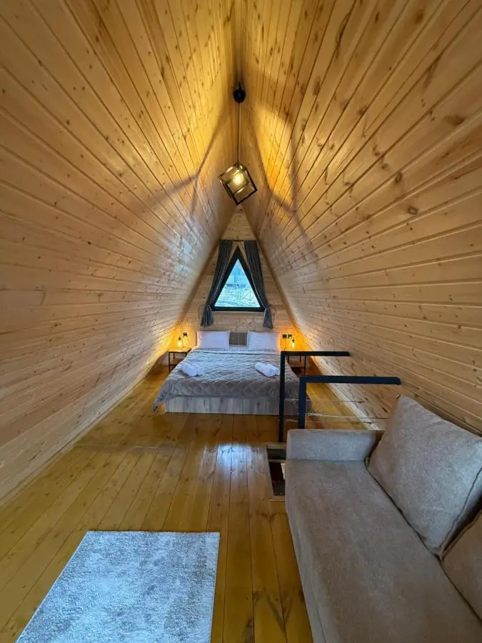 Sanseco Cottage