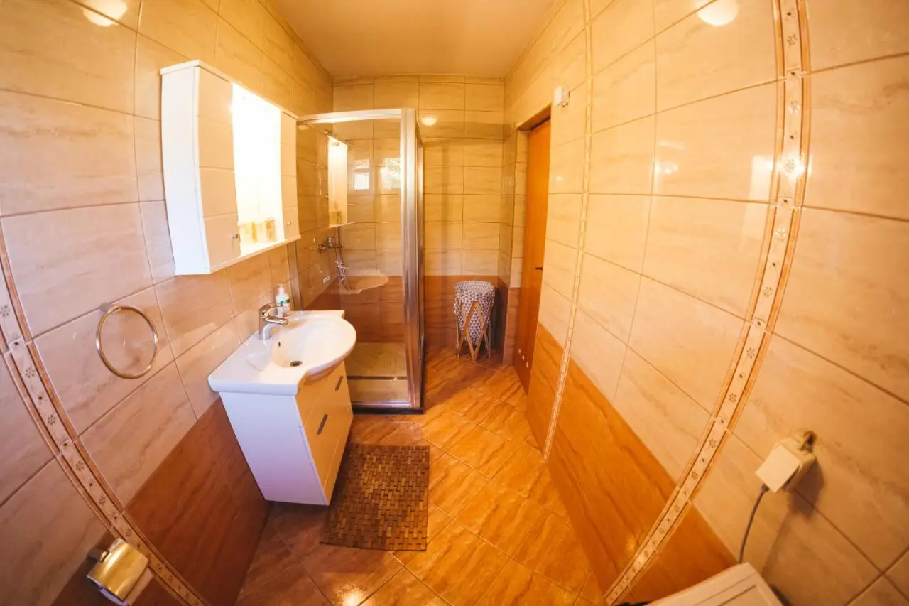 Villa Gana-Green Oasis with Heated Pool