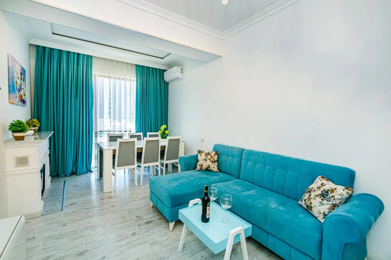 Park azure sweet apartment by Baku Housing