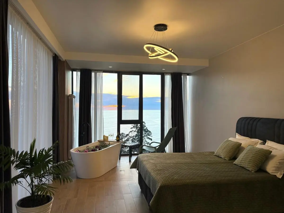 Villa Deluxe Kvariati