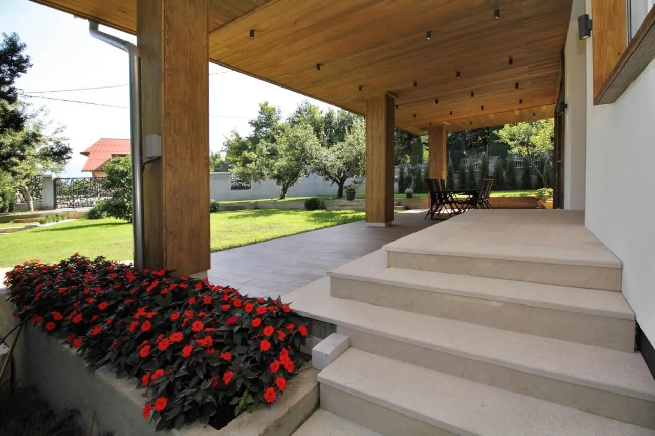 Villa Wood & Green SPA