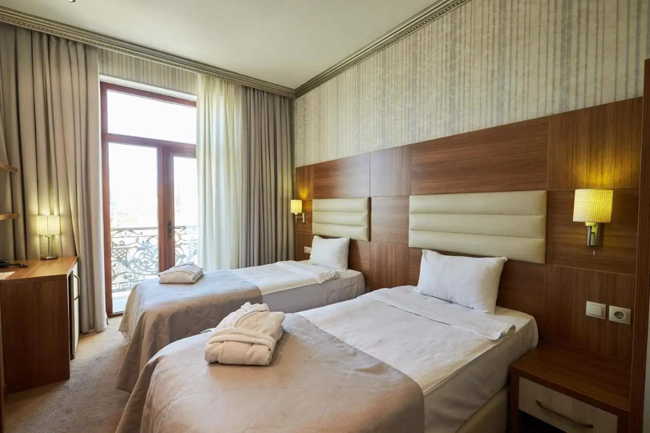 Boulevard Side Baku