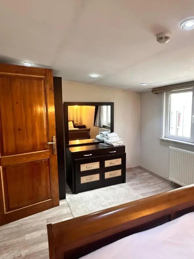 taksim white family suites